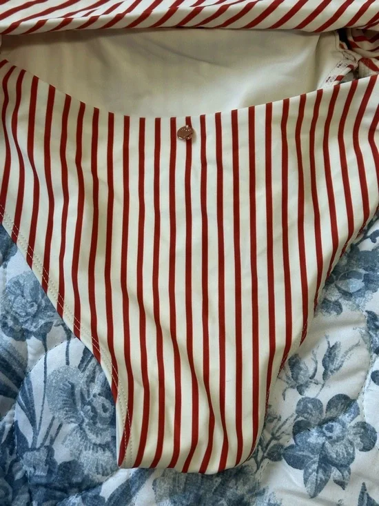 For love and lemons Havana O ring swimsuit striped one piece - Picture 10 of 13